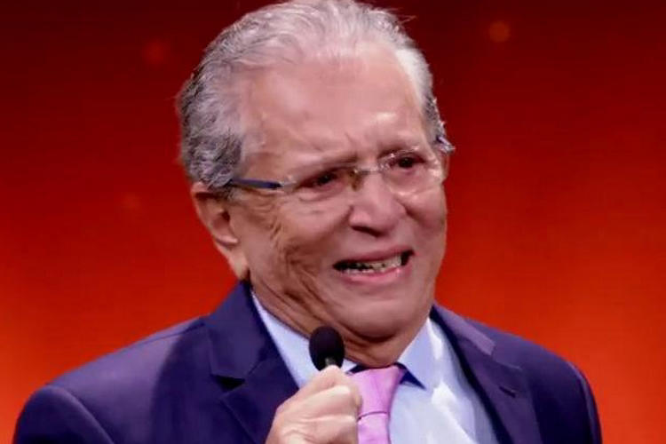 Esposa de Carlos Alberto de Nóbrega revela doença do apresentador: “muito difícil”