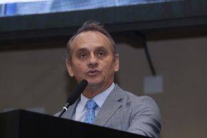 Lei garante brinquedos adaptados para PcD em parques públicos de MT