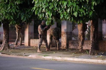 Polícia indicia dezenas de membros de facção por vários delitos em MT; R$ 1 mi bloqueados