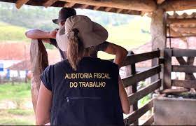 Nova lista de trabalho análogo à escravidão contém 289 nomes