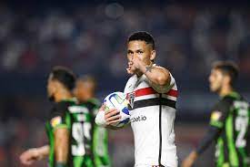 Luciano admite clima ruim após saída de Ceni e fala sobre início de Dorival no São Paulo