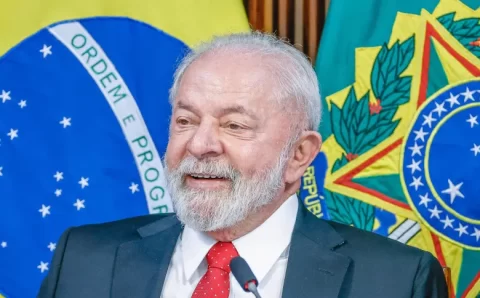 Em primeira viagem à Europa no 3º mandato, Lula embarca para Portugal