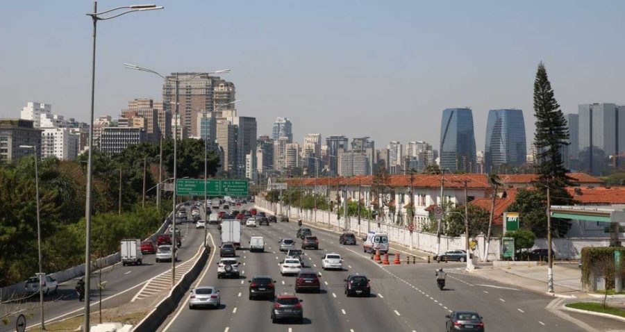 Como Haddad vai usar petroleiras para tirar carros velhos das ruas; motoristas serão indenizados