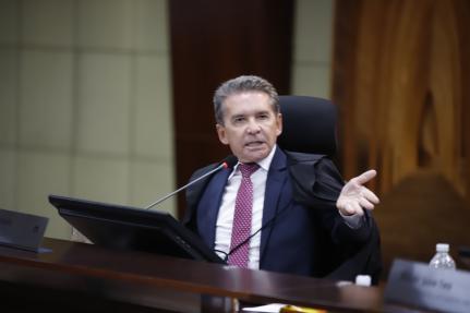 MT:  TCE NO DEBATE:   Conselheiro questiona insistência em instalar PCHs no rio Cuiabá
