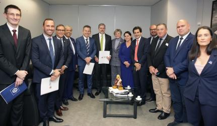 MT:   FERROGRÃO:  Mendes faz apelo econômico e ambiental para sensibilizar ministros sobre ferrovia