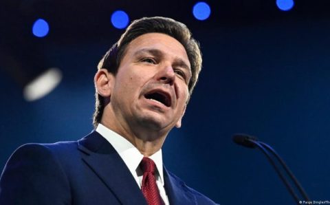 DeSantis oficializa candidatura às primárias republicanas