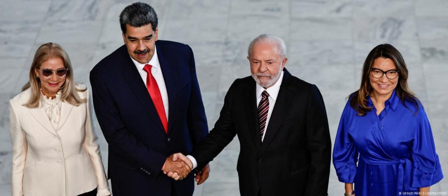 Após quase 8 anos, Maduro visita o Brasil e encontra Lula