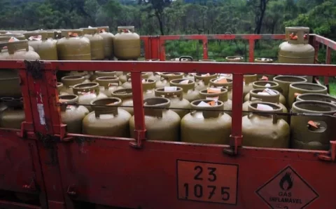 Botijão de gás fica mais caro a partir de hoje; veja a alta por estado