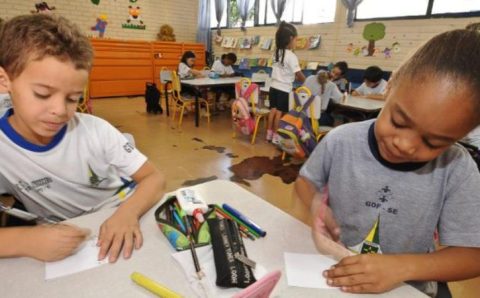 Professores creem que educação pública vai piorar nos próximos 10 anos