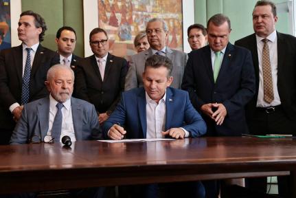 MT:  Mauro Mendes volta a dar ‘indireta’ ao ex-presidente Jair Bolsonaro