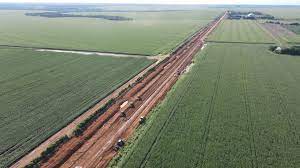 Parceria entre Governo e municípios inicia asfaltamento da MT-338 em Lucas do Rio Verde