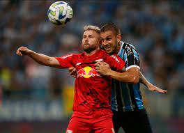 Suárez marca, mas Grêmio cede empate ao RB Bragantino no fim pelo Brasileirão