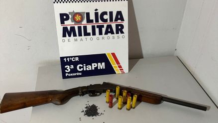 EM POXORÉU: PM prende suspeito por violência doméstica e porte ilegal de arma
