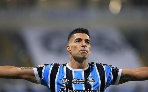 Suárez indica vontade de se aposentar e Grêmio se prepara para quebra de contrato