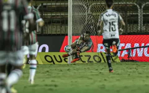 Atlético-MG estreia Felipão com empate fora de casa contra o Fluminense pelo Brasileiro