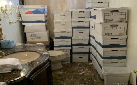 O que diz o indiciamento de Trump sobre papéis confidenciais