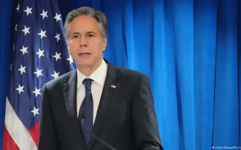 Motim revelou “fissuras reais” no poder russo, dizem EUA