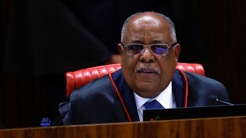 Bolsonaro no TSE: relator vota por deixar ex-presidente inelegível; o que acontece agora?