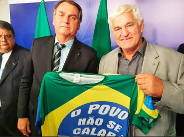 MT:  ATRASO NO CAMPO:    Dono da Aprosoja insiste em apoio a Bolsonaro e despreza aceno de Lula