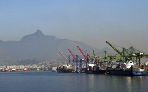 Balança comercial tem maior superávit mensal da série histórica