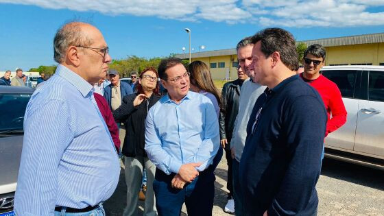 MT:  APÓS INCÊNDIO:   Ministros e Botelho vistoriam frigorífico e montam força-tarefa para manter empregos