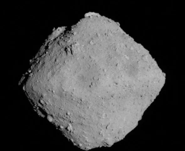 Asteroide passará “perigosamente” próximo à Terra nesta segunda-feira (12)