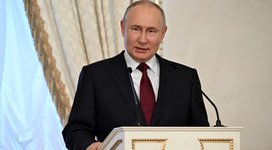 Putin diz que armas nucleares posicionadas em Belarus são um alerta ao Ocidente