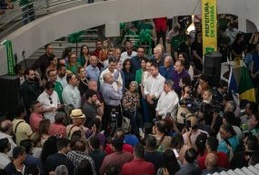 Inauguração do Mercado do Porto: autoridades políticas prestigiam entrega há muito aguardada pelos feirantes e destacam empenho da gestão