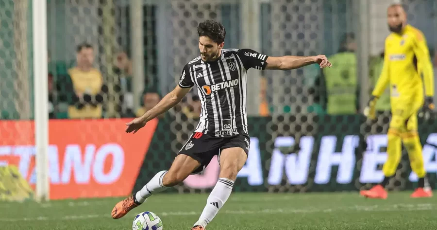 Igor Rabello lamenta derrota em “melhor jogo” do Atlético-MG e pede apoio da torcida para superar “momento complicado”