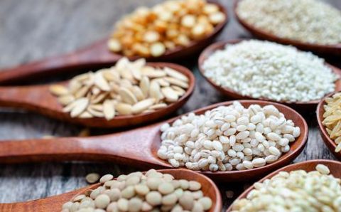 Você precisa lavar o arroz antes de cozinhar? O que diz a ciência?