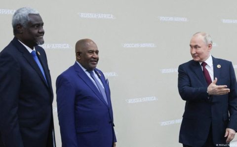 União Africana pede a Putin que renove acordo de grãos