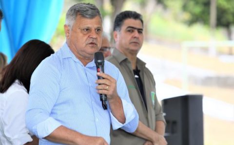 MT:  Stopa defende que Emanuel Pinheiro mande retirar placa da UPA Leblon após fim da intervenção