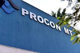 MÊS DAS FÉRIAS: Procon-MT orienta passageiros sobre direitos do consumidor na rodoviária de Cuiabá