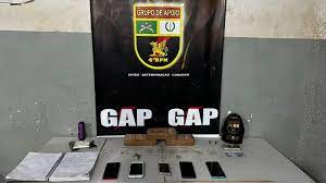 Polícia Militar prende quatro homens por tráfico de drogas em Várzea Grande