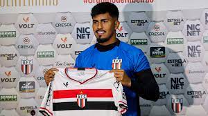 Ivonei diz que não treinou com Turra no Santos, mas respeita afastamento