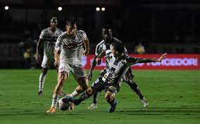 São Paulo x Santos: informações e prováveis escalações do clássico válido pelo Brasileirão