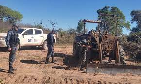 Sema-MT apreende seis máquinas utilizadas em desmatamento ilegal na região Norte Araguaia