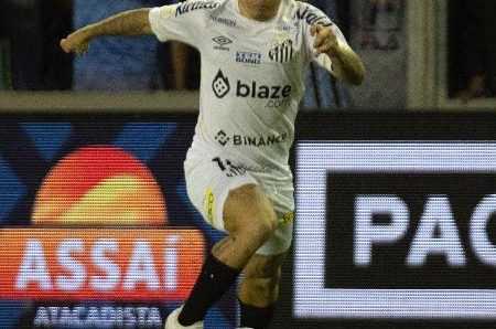 Afastado pelo Santos, Soteldo promete dar sua versão em breve: “Vou sair falando”