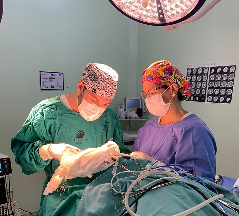 MT:   Hospital Regional realiza cirurgia bem-sucedida para correção de derrame cerebral hemorrágico