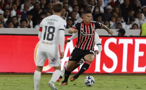 James vê resultado em Quito bom para o São Paulo e aposta na força da torcida para buscar a virada