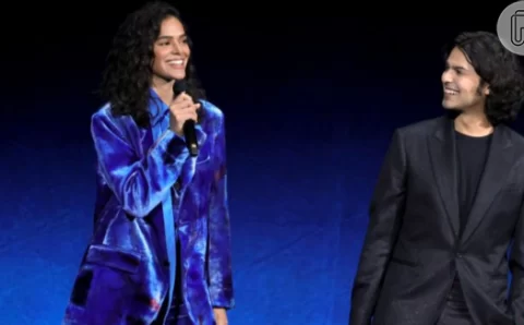 Xolo Maridueña divide momento íntimo com Bruna Marquezine para parabenizar a atriz: ‘Embaraçoso’