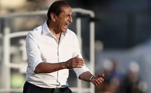 Ramon Díaz e Orellano estão suspensos e desfalcam o Vasco contra o Atlético-MG