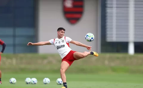 Flamengo realiza penúltimo treino antes de enfrentar o Internacional pelo Brasileirão