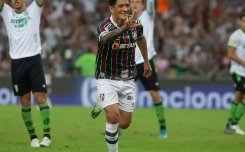 Diniz esboça escalação do Fluminense para encarar o Olímpia nas quartas de final da Libertadores