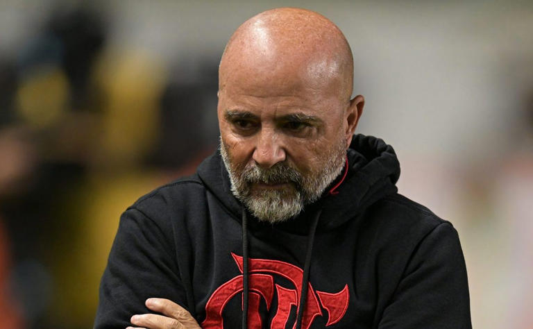Acabou pro Sampaoli! Flamengo topa pagar R$ 10,7 milhões e pode anunciar saída do treinador ainda hoje