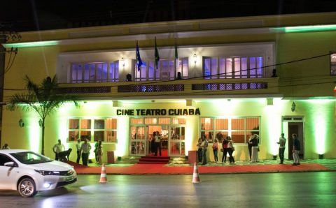 Cine Teatro Cuiabá é palco de espetáculo sobre a ditadura militar em Mato Grosso