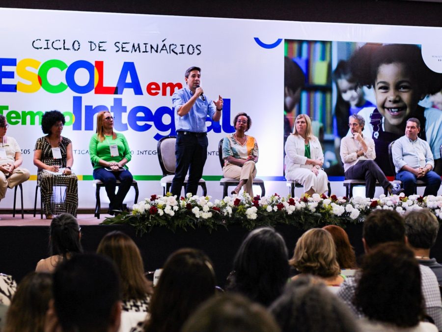 MT:   Seminário regional debate ações de fortalecimento do programa Escola em Tempo Integral