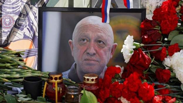 ‘Completa mentira’: a reação do Kremlin às suspeitas de que Putin estaria por trás da queda do avião de Prighozin