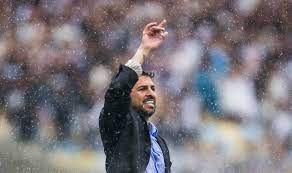 Emiliano Díaz exalta apoio da torcida na vitória sobre o Atlético-MG: “Experiência maravilhosa”