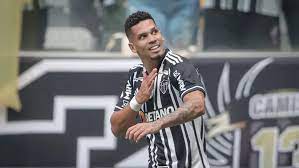 Paulinho faz dois, e Santos perde do Atlético-MG na inauguração da Arena MRV